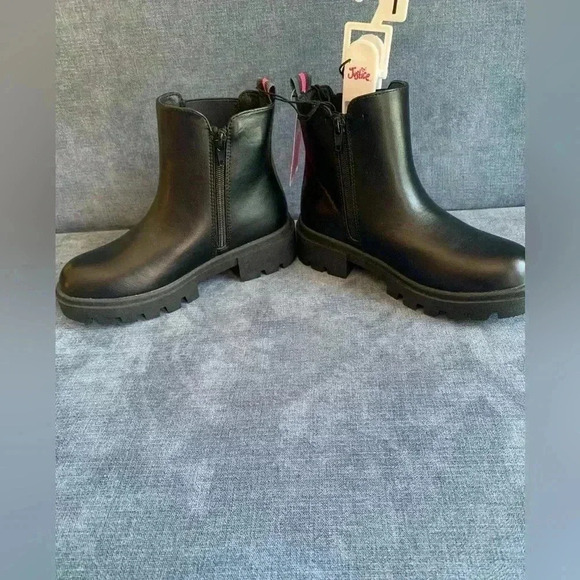 Girls Justice Black Camo Ankle Chelsea Slip On Zip New Winter Boots Size 1 - Picture 6 of 8